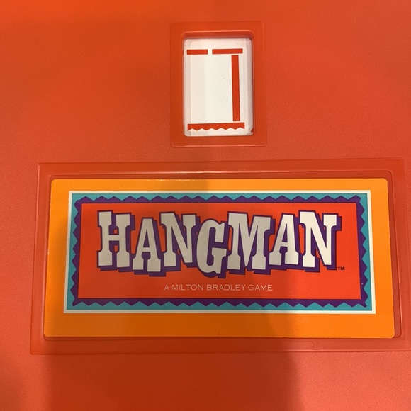 HANGMAN GAME BY MILTON BRADLEY- FOR TWO PLAYERS. VINTAGE - Picture 4 of 6